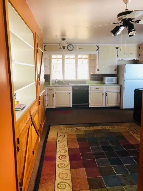 413 E Main St, Brook, IN 47922 photo 18