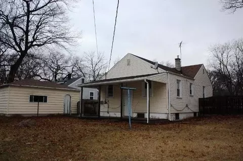 2933 W 40th Pl, Gary, IN 46408 photo 2