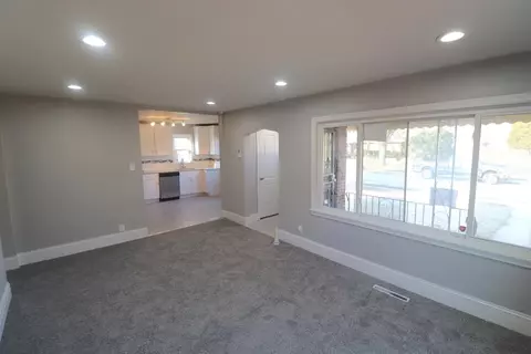 4807 Washington St, Gary, IN 46408 photo 9