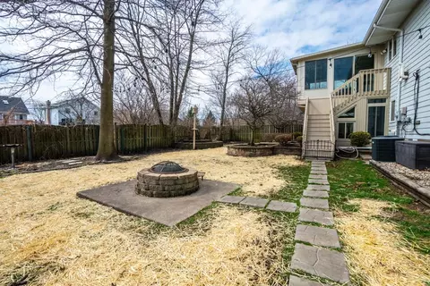 1516 E Valley Pl, Dyer, IN 46311 photo 33