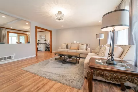1516 E Valley Pl, Dyer, IN 46311 photo 5