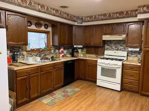 1340 S 1000, Knox, IN 46534 photo 2