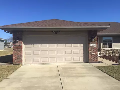1663 Jonquil Dr, Lowell, IN 46356 photo 3