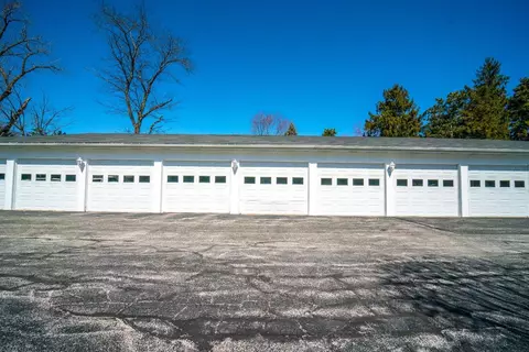 2721 Georgetowne Dr #A2, Highland, IN 46322 photo 21