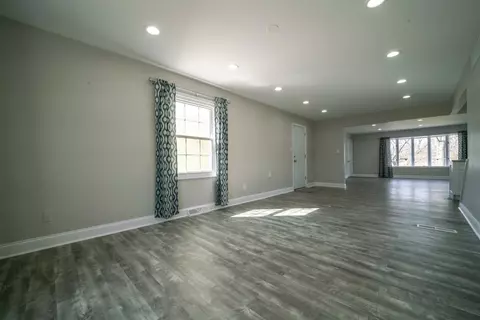 249 Walnut Ln, Crown Point, IN 46307 photo 5