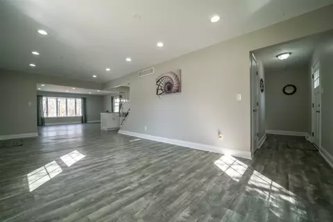 249 Walnut Ln, Crown Point, IN 46307 photo 4