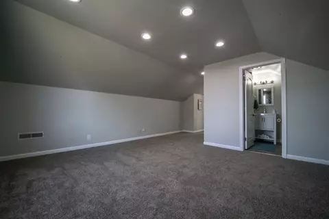 249 Walnut Ln, Crown Point, IN 46307 photo 17