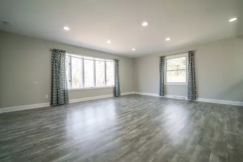 249 Walnut Ln, Crown Point, IN 46307 photo 11