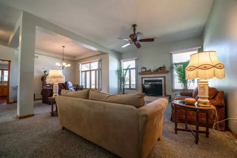 1244 Meadowbrook Dr, Crown Point, IN 46307 photo 5