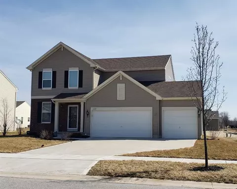 11179 Ohio St, Crown Point, IN 46307 photo 2