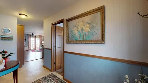 3805 Windslow Dr, Valparaiso, IN 46383 photo 7