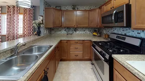3805 Windslow Dr, Valparaiso, IN 46383 photo 18