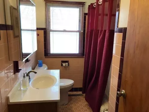 501 E 43rd Ave, Gary, IN 46409 photo 12