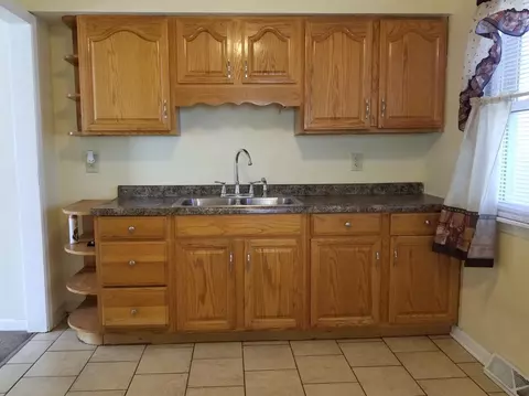 7048 Beech Ave, Hammond, IN 46324 photo 10