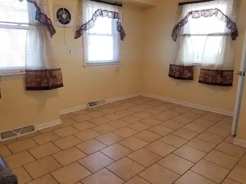 7048 Beech Ave, Hammond, IN 46324 photo 9