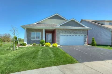 10121 Privet Dr, Crown Point, IN 46307 photo 1