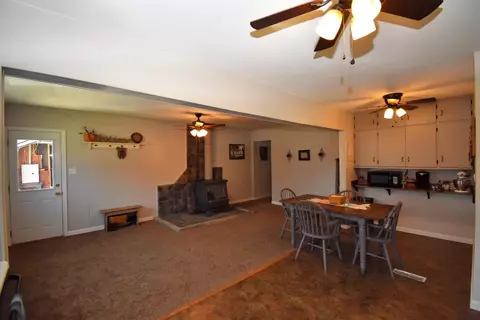446 E Decker Dr, Winamac, IN 46996 photo 5