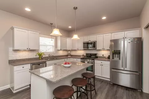 205 Talon Dr, Valparaiso, IN 46385 photo 8