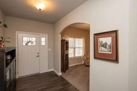 205 Talon Dr, Valparaiso, IN 46385 photo 3
