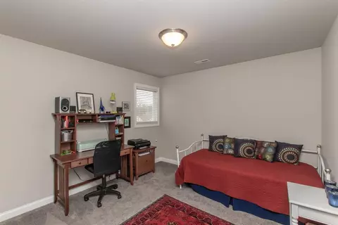 205 Talon Dr, Valparaiso, IN 46385 photo 22