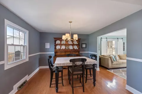 1443 Oriole Dr, Munster, IN 46321 photo 4