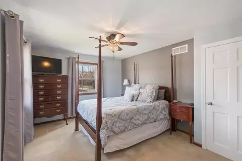 1443 Oriole Dr, Munster, IN 46321 photo 6