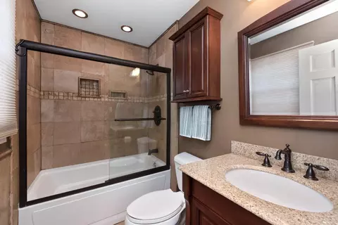 1443 Oriole Dr, Munster, IN 46321 photo 9