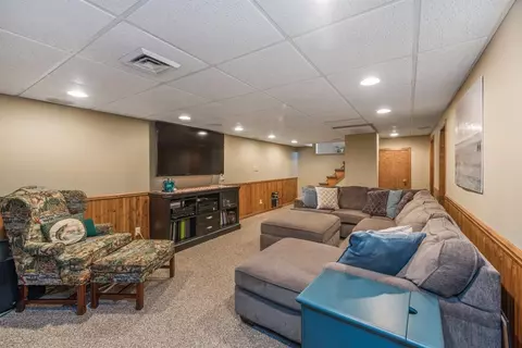 1443 Oriole Dr, Munster, IN 46321 photo 12