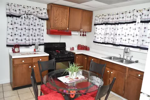 520 W Ridge Rd, Gary, IN 46408 photo 6