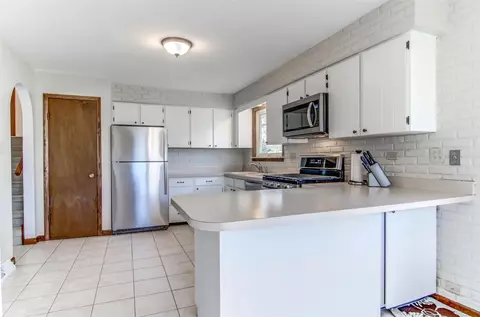 2426 Hickory Dr, Dyer, IN 46311 photo 10