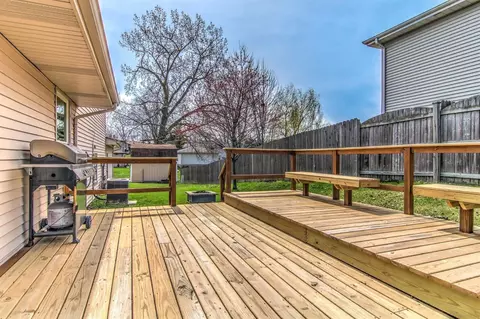 2426 Hickory Dr, Dyer, IN 46311 photo 25