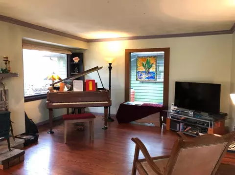 6930 Birch Ave, Gary, IN 46403 photo 5