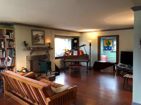 6930 Birch Ave, Gary, IN 46403 photo 3