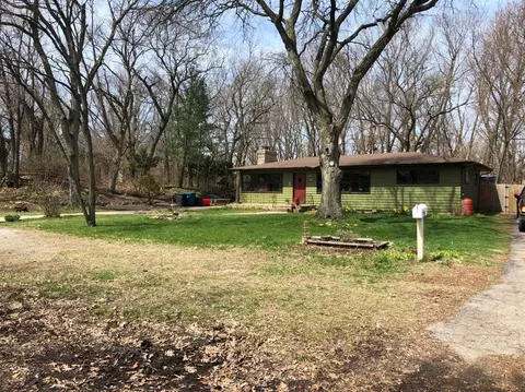 6930 Birch Ave, Gary, IN 46403 photo 2