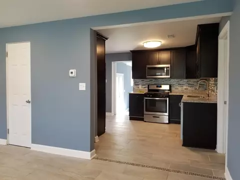 8108 Locust Ave, Gary, IN 46403 photo 5