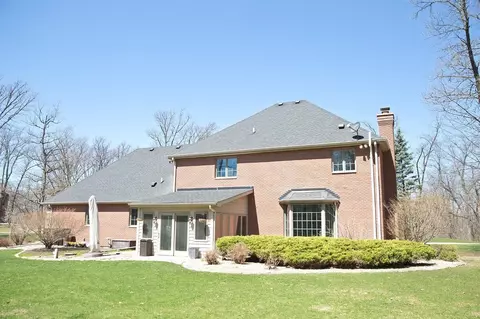 13081 Monroe Pl, Crown Point, IN 46307 photo 2