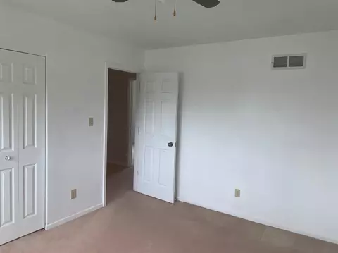 945 Ivanhoe Ln, Dyer, IN 46311 photo 10