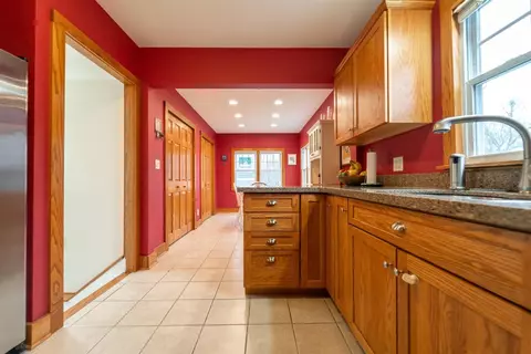 228 Maxwell St, Crown Point, IN 46307 photo 7