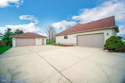 4534 E 104th Ave, Crown Point, IN 46307 photo 8
