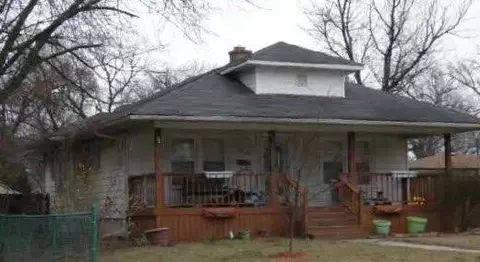 439 N Dwiggins St, Griffith, IN 46319 photo 1