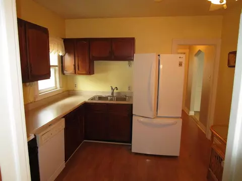 853 116th St, Whiting, IN 46394 photo 3