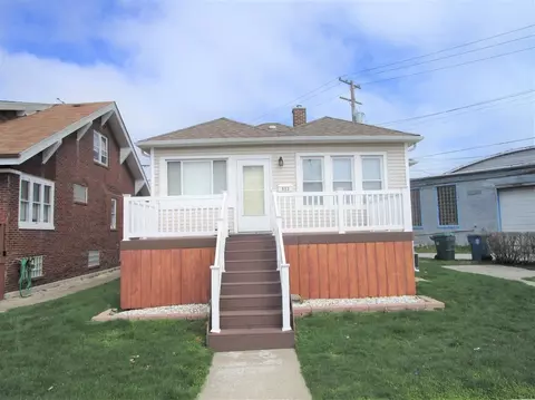 853 116th St, Whiting, IN 46394 photo 1
