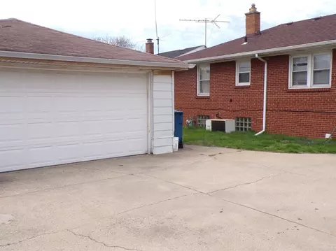 1929 Monroe Ln, Gary, IN 46407 photo 8
