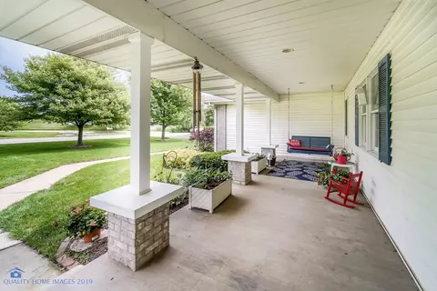 2615 E 112th Ln, Crown Point, IN 46307 photo 4