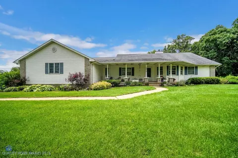 2615 E 112th Ln, Crown Point, IN 46307 photo 1
