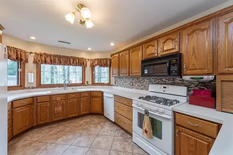 1539 Admiral Ct, Porter, IN 46304 photo 7