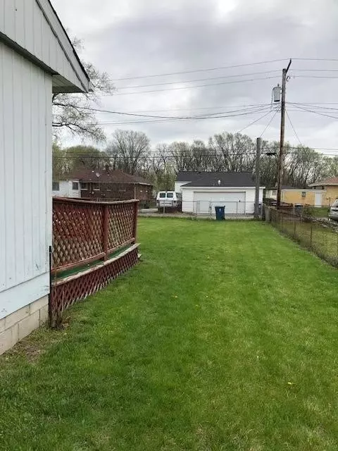 607 King St, Gary, IN 46406 photo 21