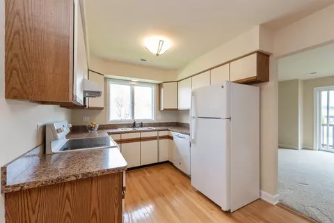 9512 Keilman St #2N, Saint John, IN 46373 photo 5