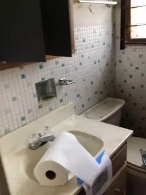 2206 Noble St, Gary, IN 46404 photo 7