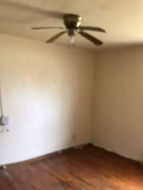 2206 Noble St, Gary, IN 46404 photo 6
